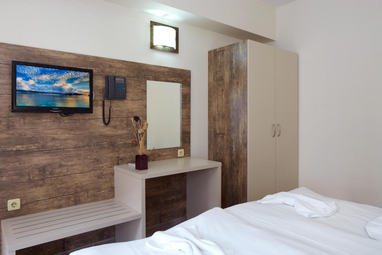 Hotel Lira Солнечный берег Экстерьер фото