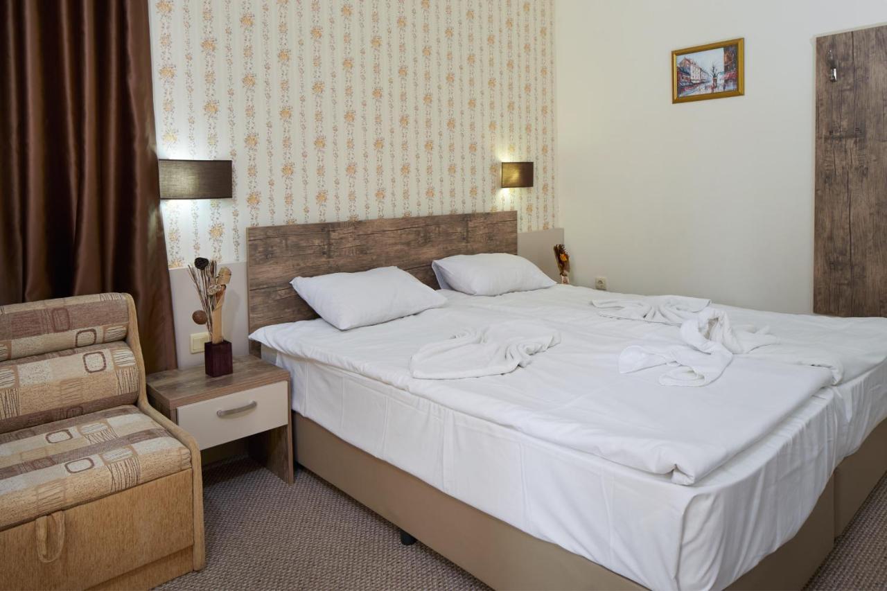 Hotel Lira Солнечный берег Экстерьер фото