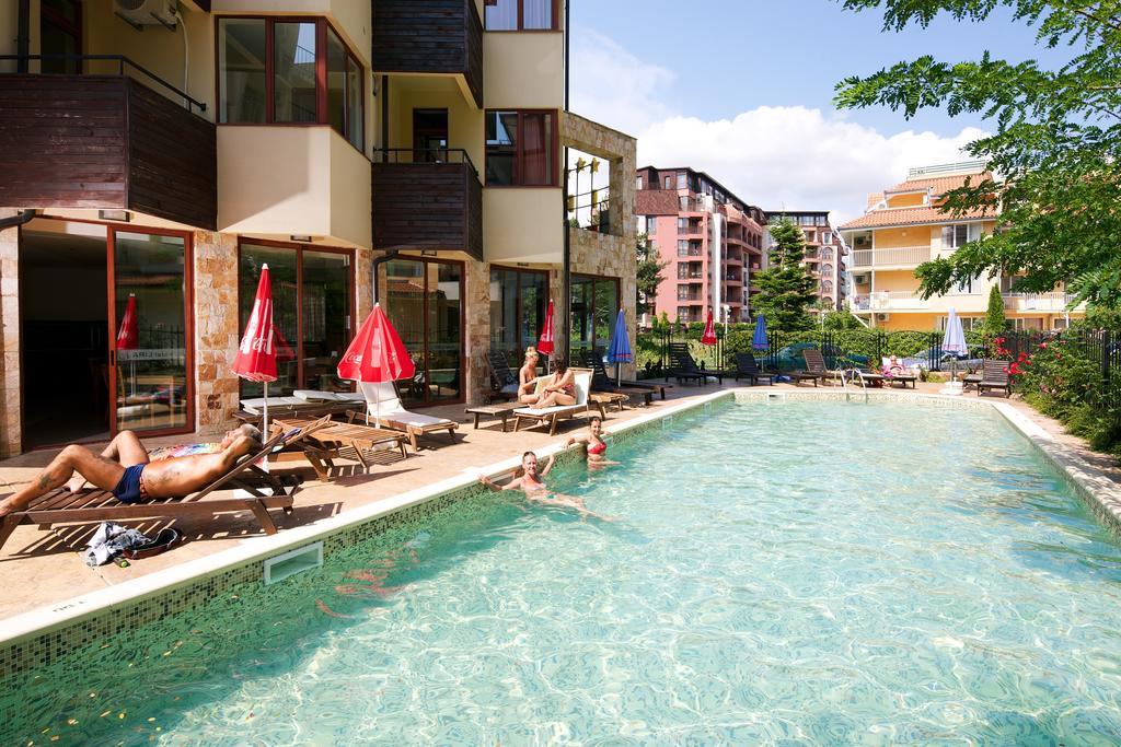 Hotel Lira Солнечный берег Экстерьер фото